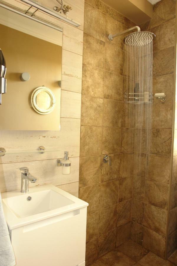 פאטרה "Green Apartment" Close To Port & Center - Parking מראה חיצוני תמונה